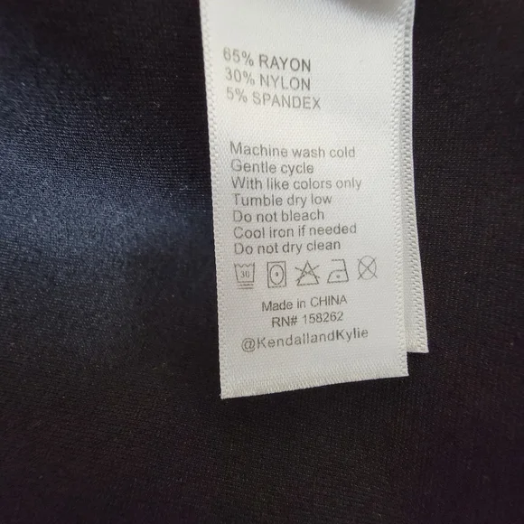 Kendall & Kylie High Waisted Black leggings Size Small - Picture 4 of 7